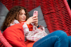 Salud digital: Descubre cómo equilibrar la balanza entre la tecnología y tu bienestar Salud Digital