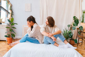 5 red flags que no debes ignorar en una relación Red Flags Relación