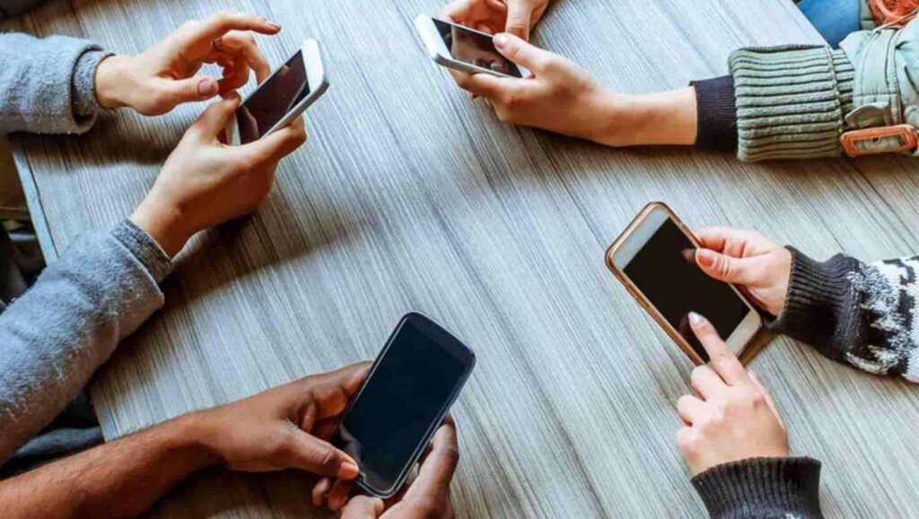 3 apps que te ayudaran a desprenderte de tu teléfono en el trabajo Apps