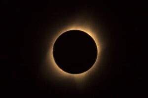 Eclipse Solar Anular de 2023: Cómo afectara a cada signo Eclipse Solar 2023