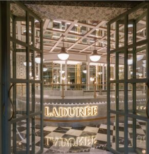 Ladurée, la casa de repostería de lujo más importante de París llega a la Ciudad de México. Ladurée