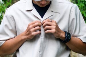 Botones de camisa de hombre